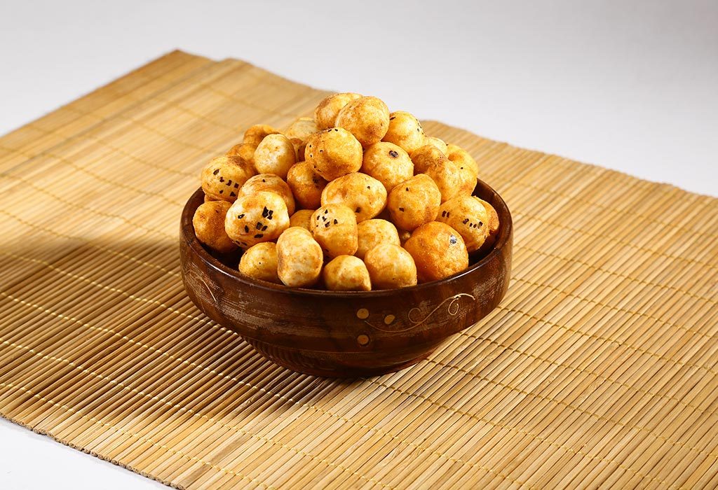 Roasted Makhana Recipe – Enjoy the Healthy Makhanas as Snacks