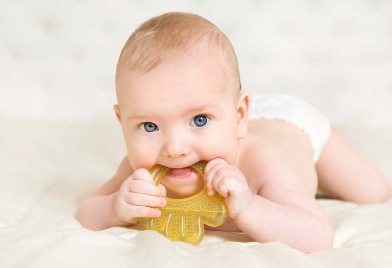 Teething and Vomiting in Babies - Is It Normal?