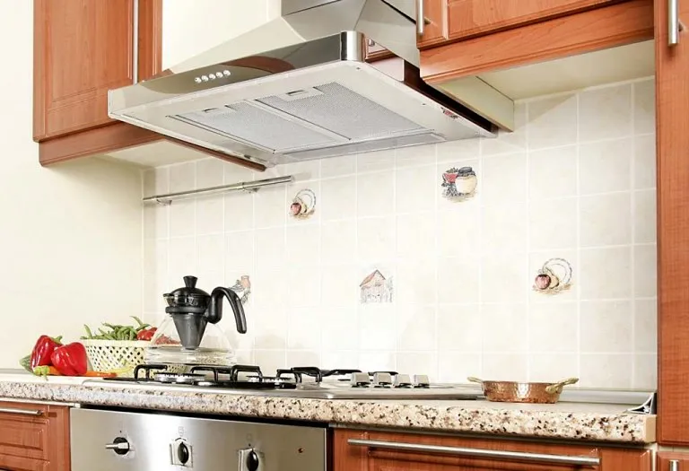 Easy Tips to Clean Your Greasy Kitchen Chimney at Home