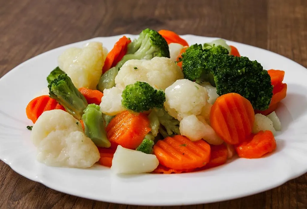 Carrots, cauliflower, and broccoli for fish