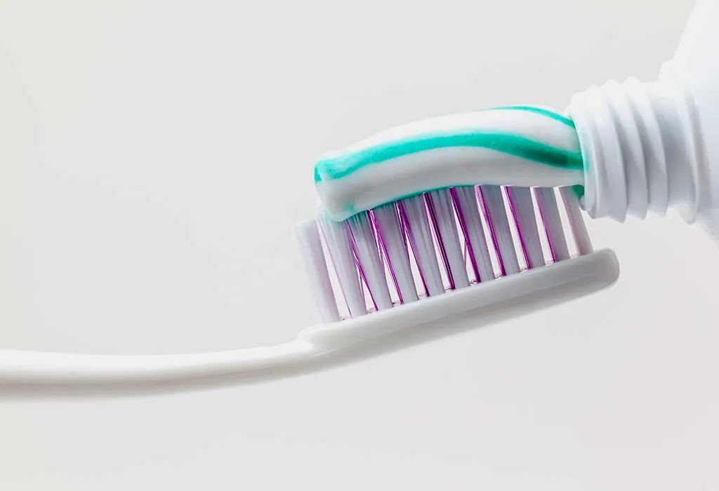 Fluoride toothpaste