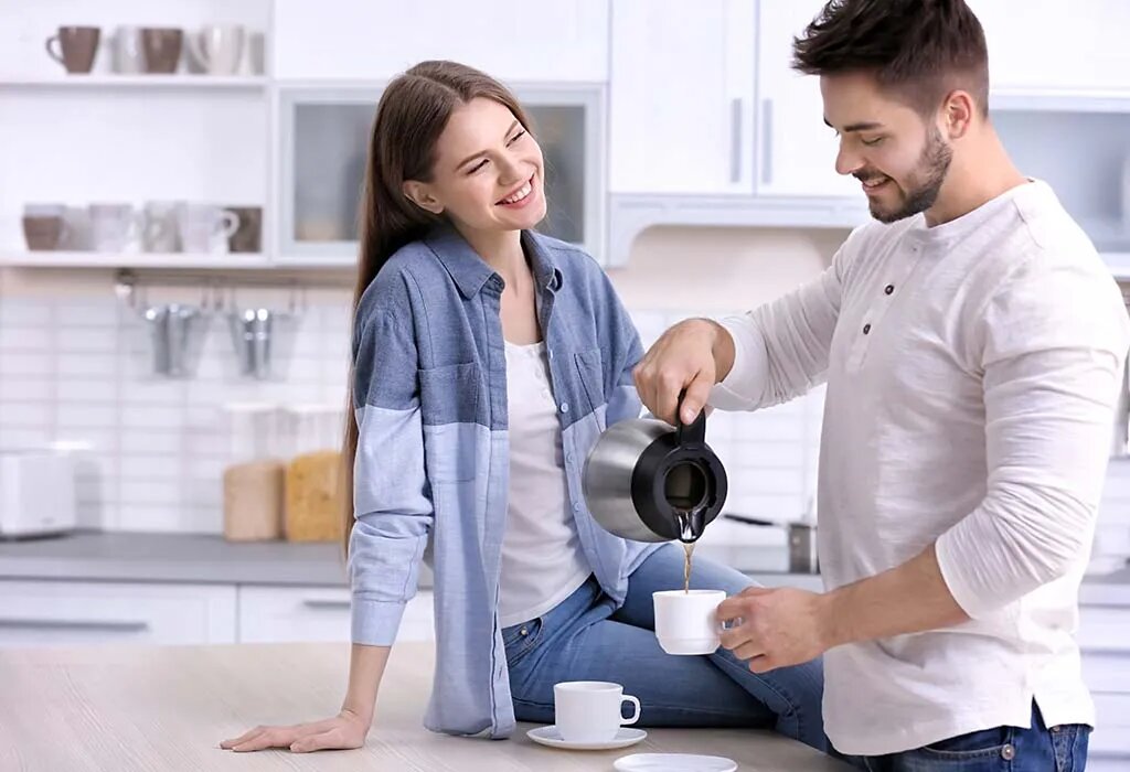 husband helping her wife husband helping her wife