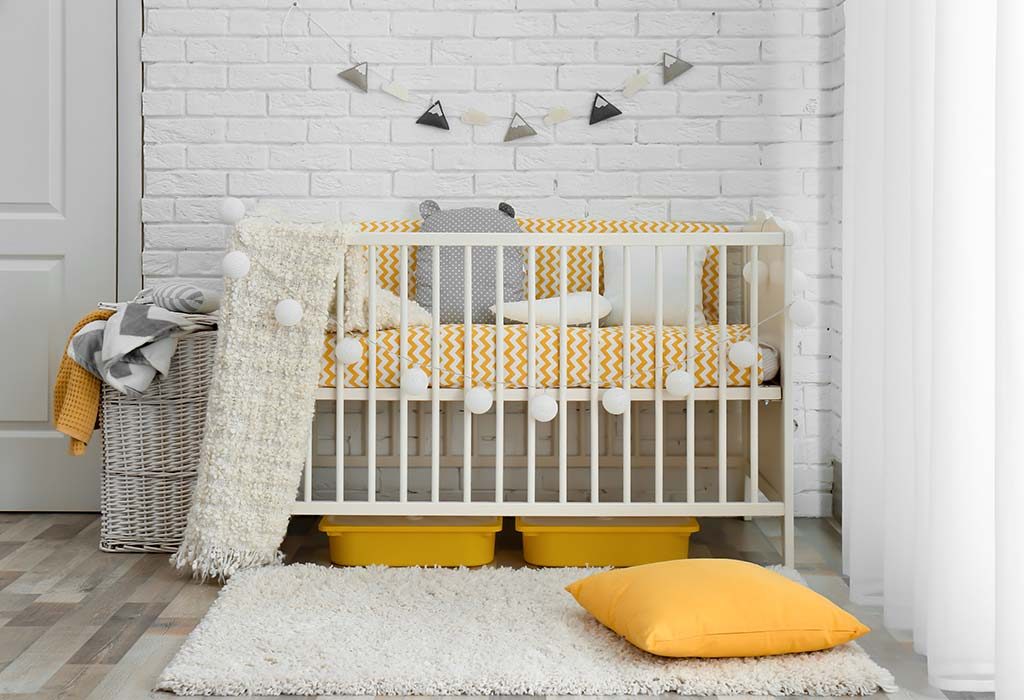 size difference between mini crib and regular crib