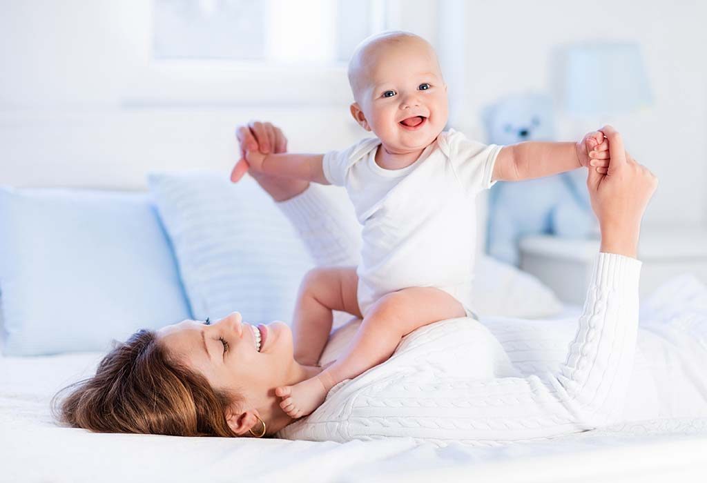 How Does a Baby Show Her Love? – Signs to Look For
