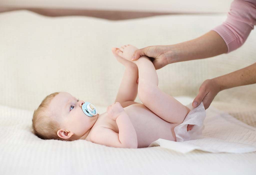 Important Things to Take Care of While Changing Your Baby’s Diaper