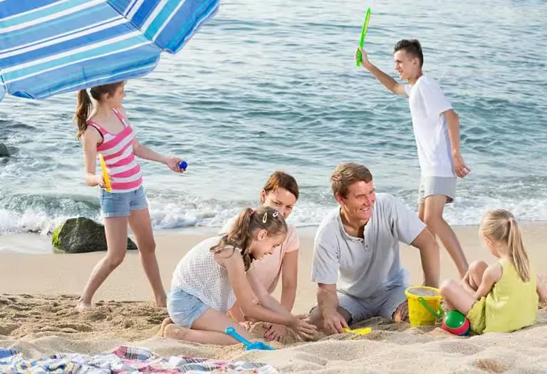 25 Beach Games and Activities for Kids