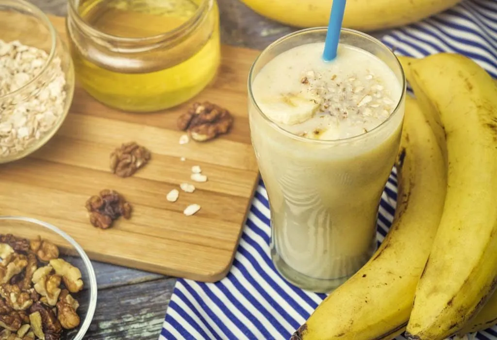 Banana and walnut shake