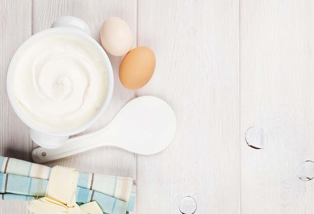 Yoghurt and eggs