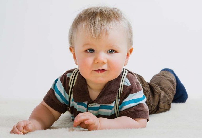 16-Month-Old Milestones, Behaviour & Food Tips