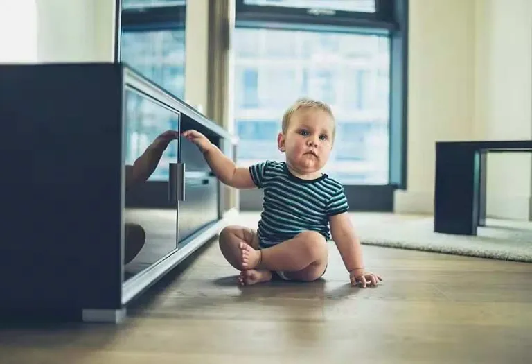 Baby Cruising - Stages and Tips for Encouragement