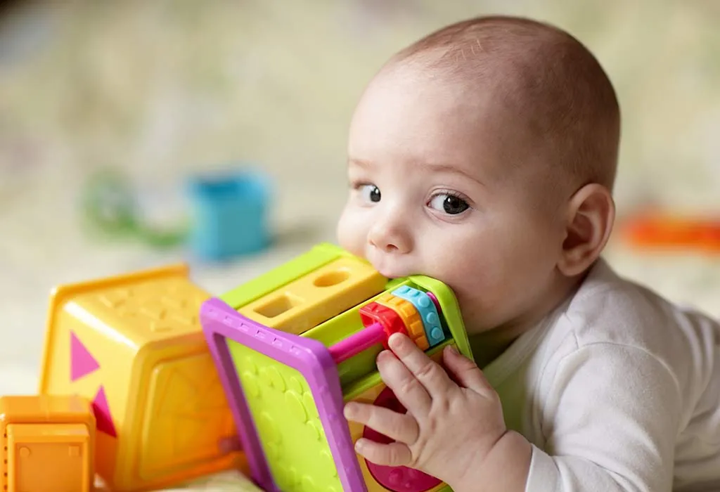 Baby chewing object