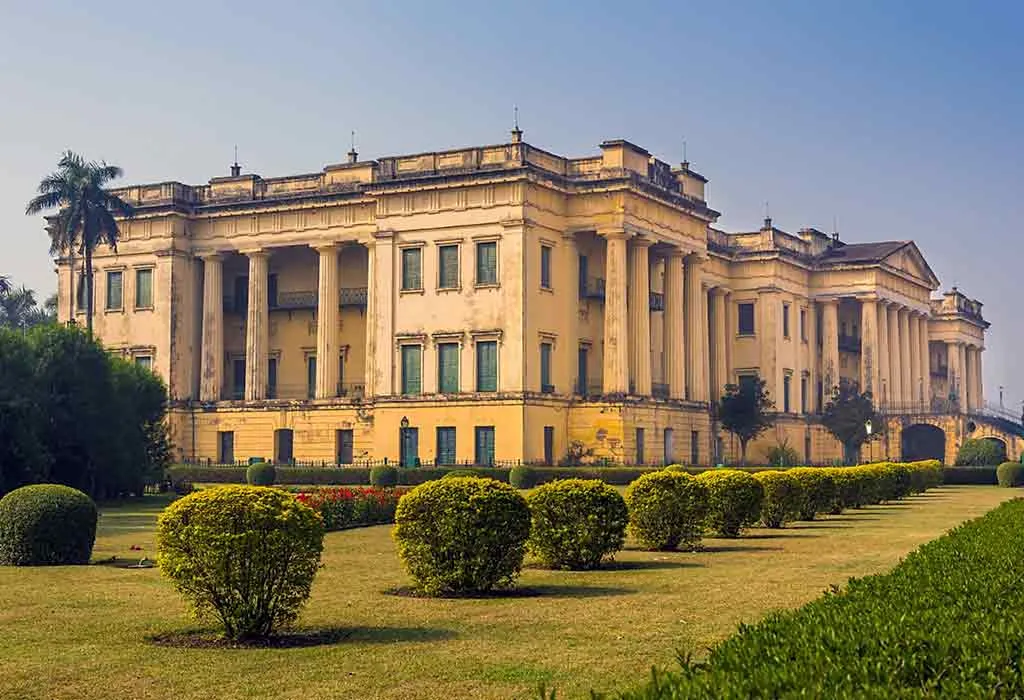 Hazarduari Palace Museum, Murshidabad