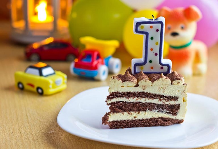 Checklist for Your Baby's First Birthday Party