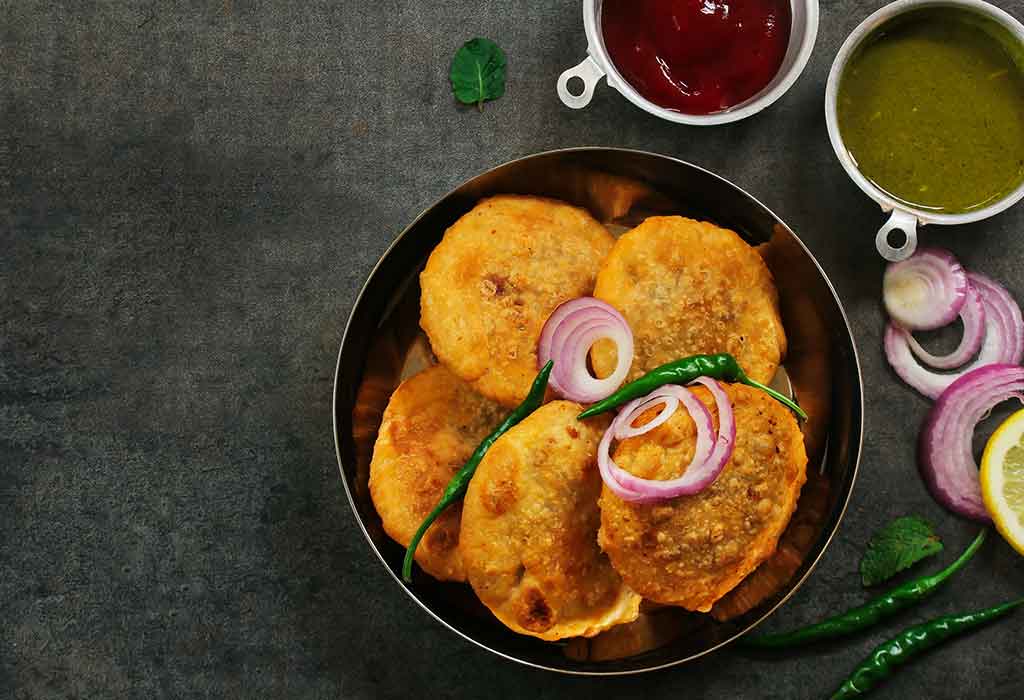Chana Moong Papdi Chaat