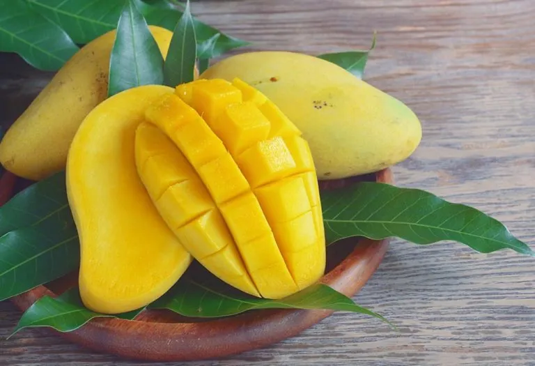 Tips and Tricks to Ripen Mangoes at Home