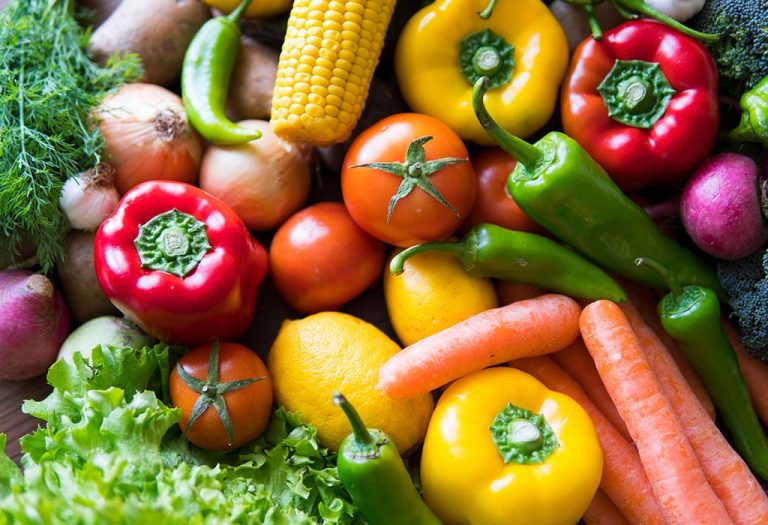 Food for Piles (Hemorrhoids) - What to Eat and Avoid