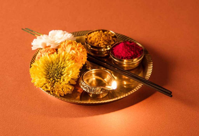 Pooja Flowers That You Can Offer to Deities
