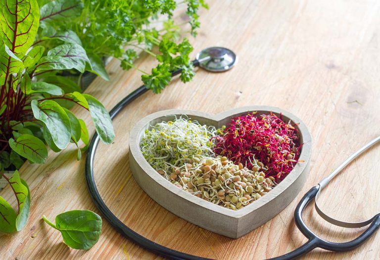 15 Incredible Benefits of Eating Sprouts Daily