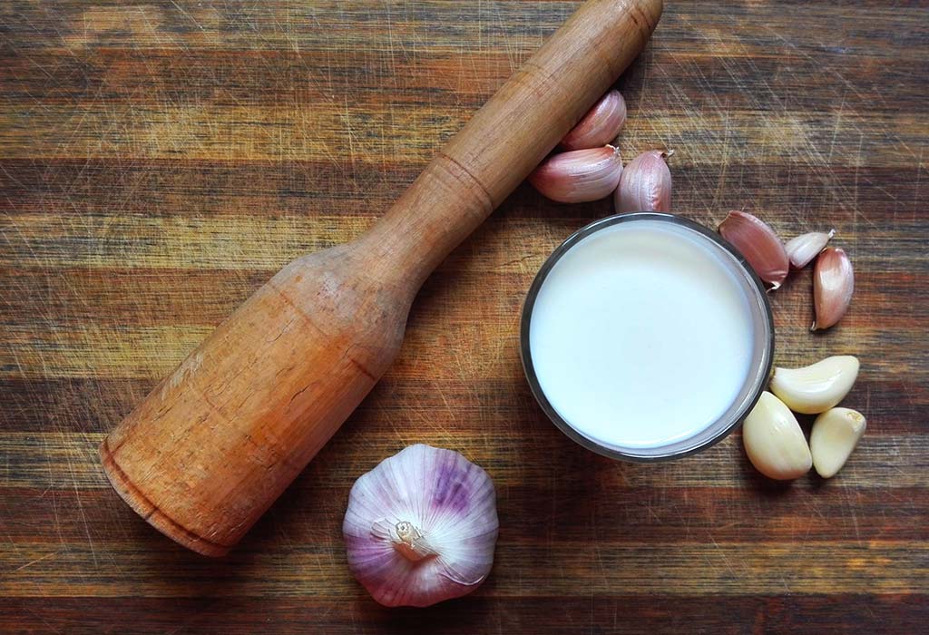 garlic in milk