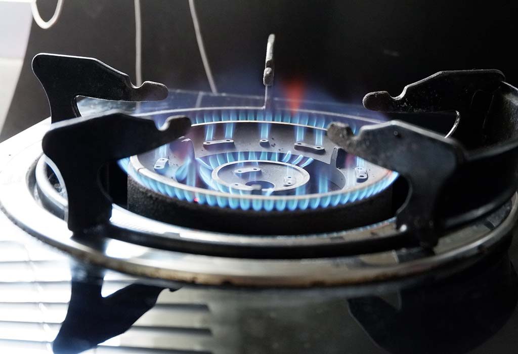 Easy Ways to Save Cooking Gas in Kitchen