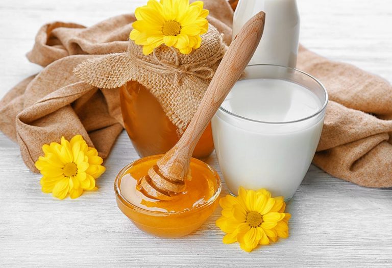 15 Amazing Benefits of Having Milk With Honey