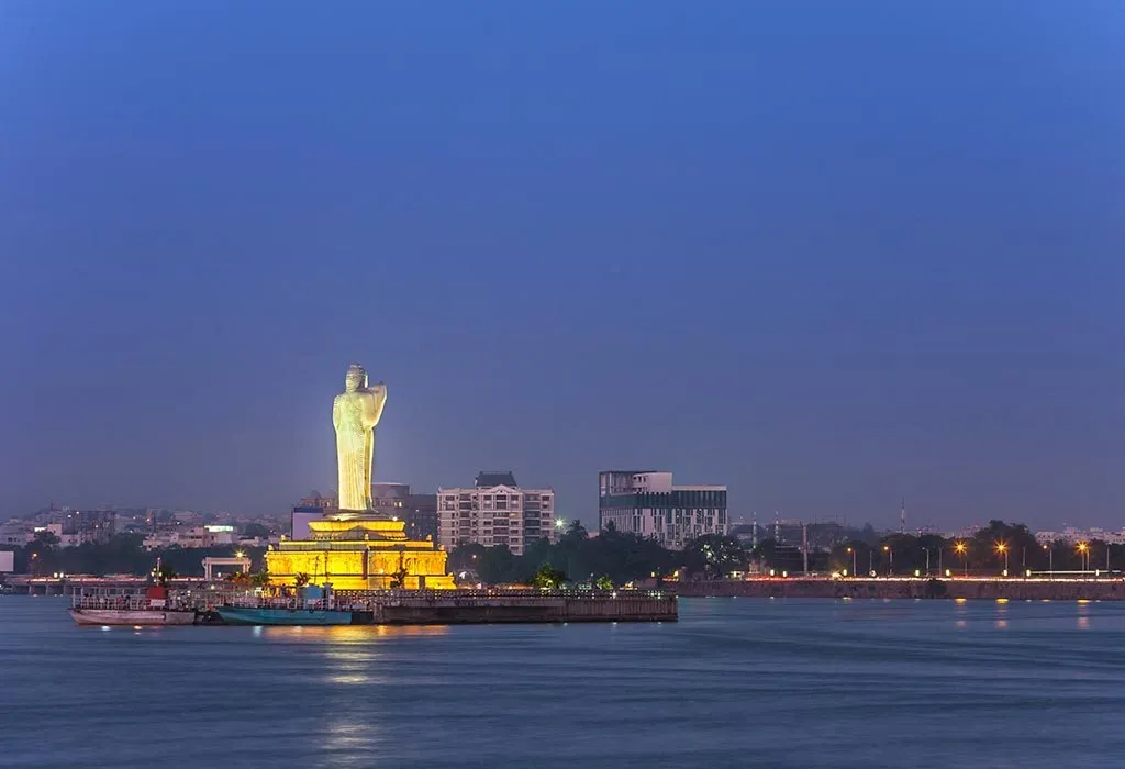 Hussain Sagar Lake