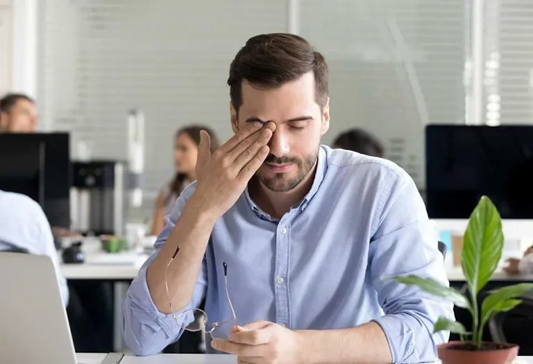 10 Easy and Effective Home Remedies for Dry Eyes