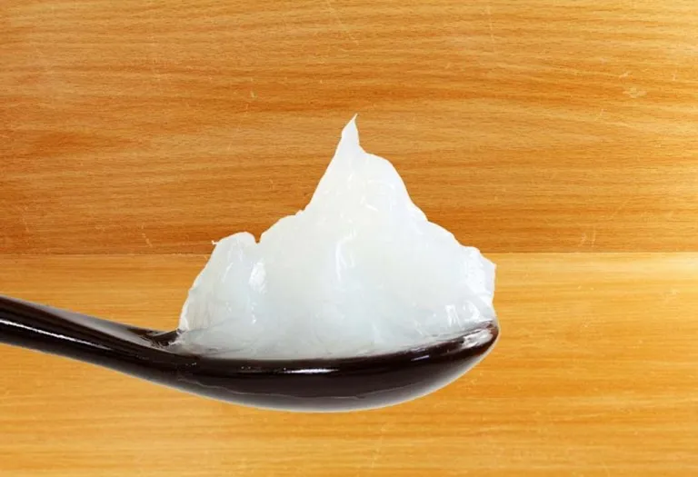 21 Surprising Uses of Petroleum Jelly