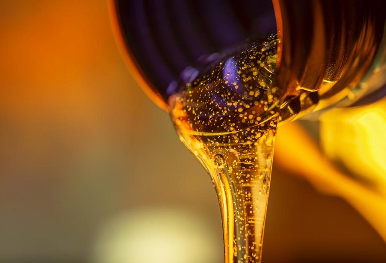 Top 10 Ways on How to Remove Chewing Gum from Clothes