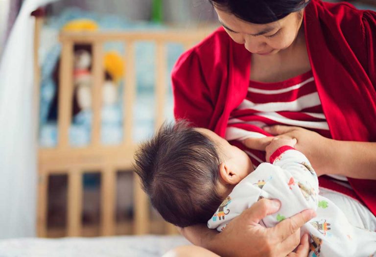 Breastfeeding Tips for New Moms