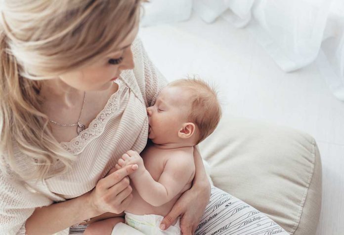 The Truths and Myths About Periods and Breastfeeding Solved for Moms