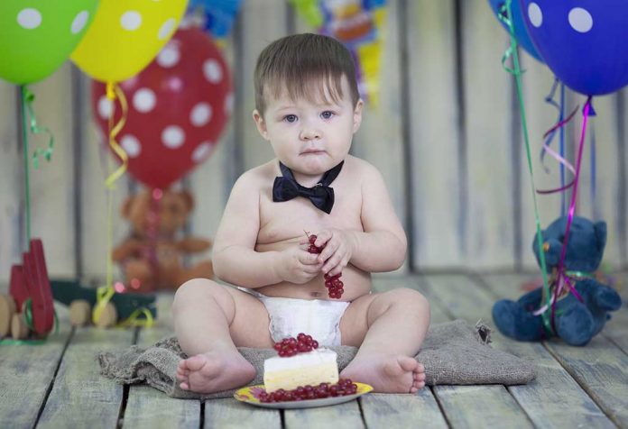 tips to celebrate your baby's first birthday