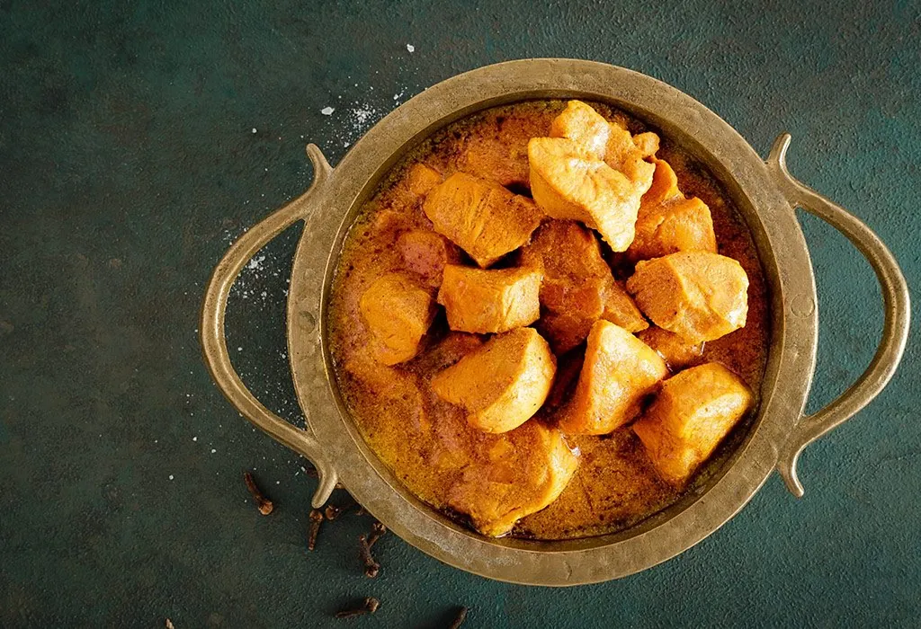 chicken in curd gravy
