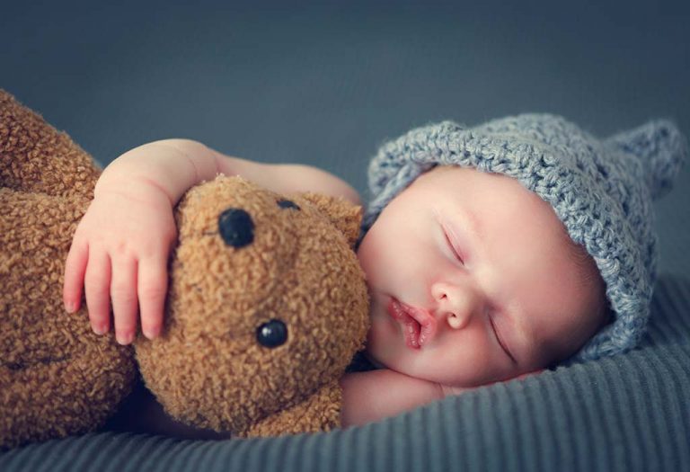 Sleep Training for babies- Yay or Nay?(with some life saving tricks)