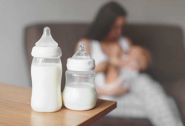 Breastfeeding or Pumping? Know What Is Best for Your Child