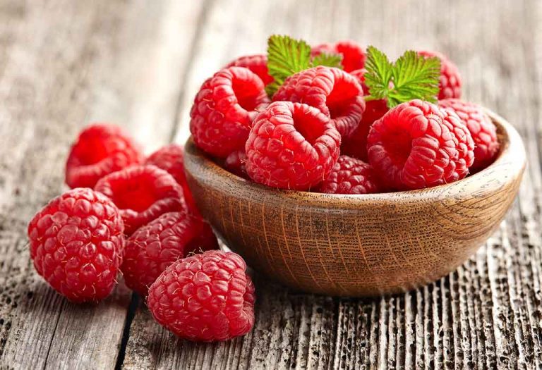 Eating Raspberries During Pregnancy - Is It Safe?
