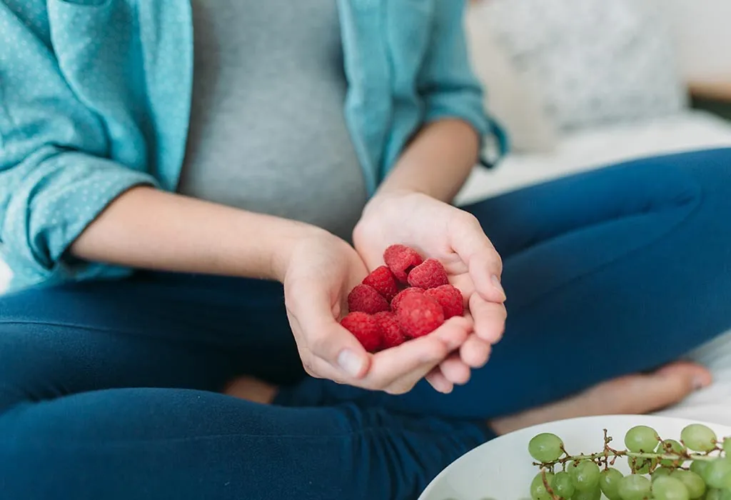 Can Pregnant Women Eat Raspberries?