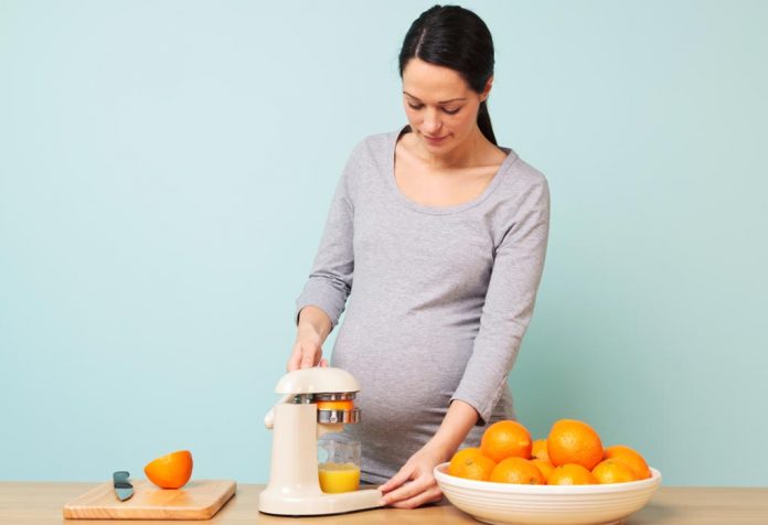 8 Healthy and Refreshing Pregnancy Juices