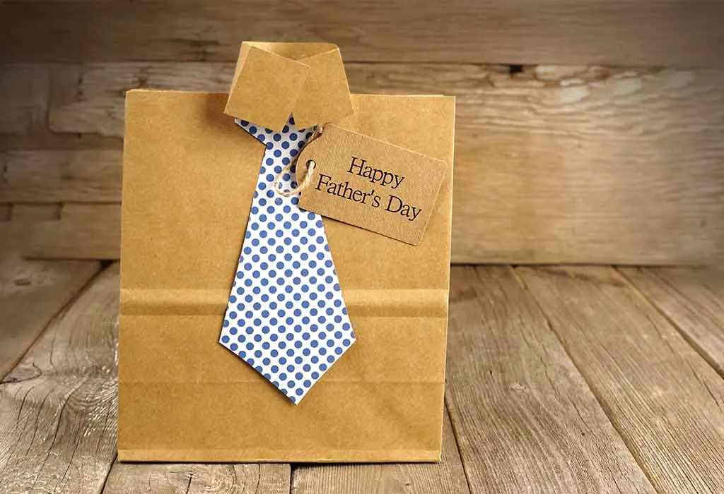 Handprint Tie Card