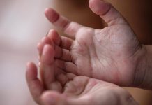 हाथ, पैर व मुँह रोग के लिए 20 प्रभावी घरेलू उपचार हाथ, पैर व मुँह रोग के लिए 20 प्रभावी घरेलू उपचार