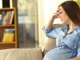 प्रेगनेंसी के दौरान नाभि का उभरना और अम्बिलिकल हर्निया (नाभि हर्निया) प्रेगनेंसी के दौरान नाभि का उभरना और अम्बिलिकल हर्निया (नाभि हर्निया)