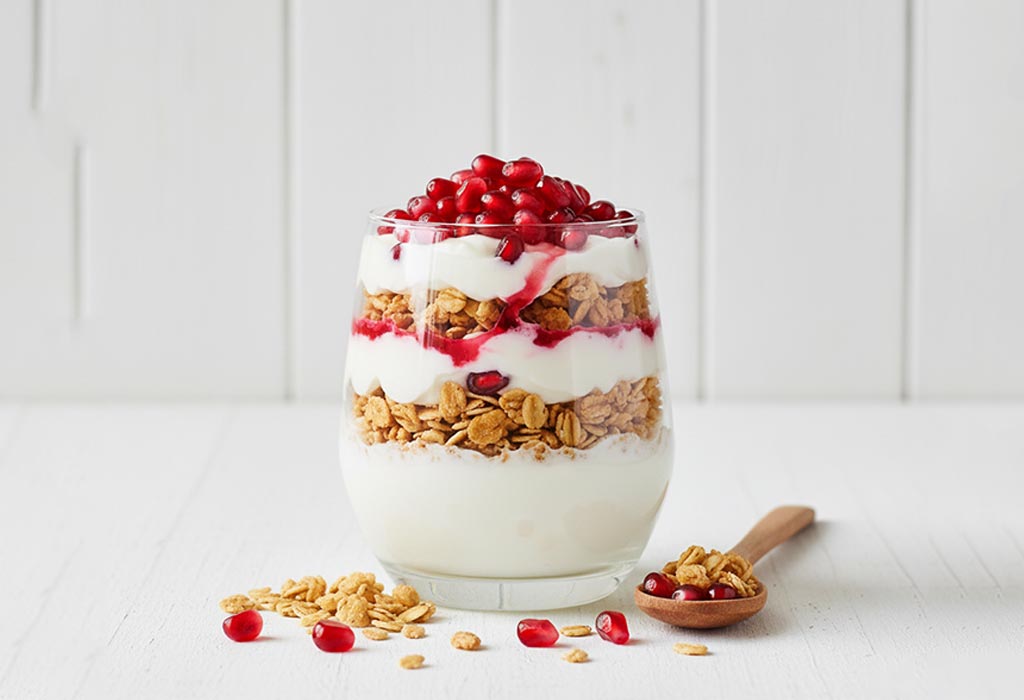 Pomegranate Yogurt Parfait Pomegranate Yogurt Parfait