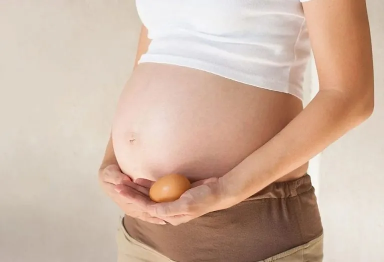 Eating Eggs During Pregnancy - Benefits and Risks