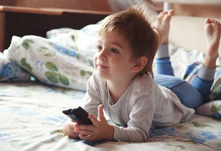 Here is My Take on Screen Time For Kids and 7 Rules I Follow