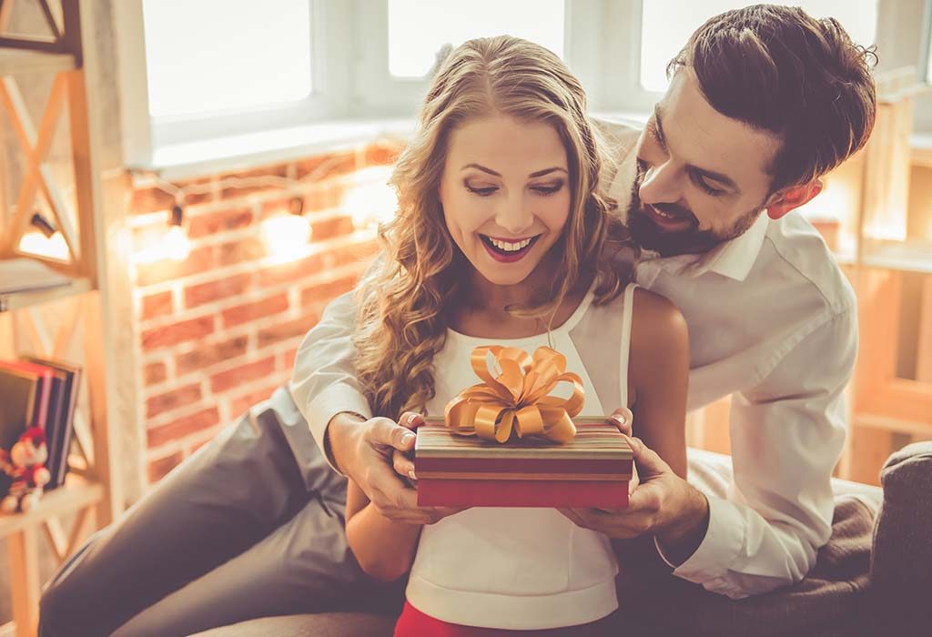 200+ Best Birthday Wishes, Messages, & Quotes for Wife on Her Special Day