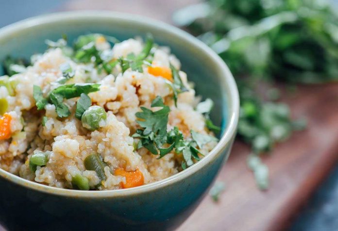 Broken Wheat Upma With Grated Carrot Recipe