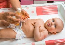 बच्चों के लिए 10 बेस्ट बेबी मसाज ऑयल 2020 के टॉप 10 बेबी मसाज ऑयल: भारत में उपलब्ध