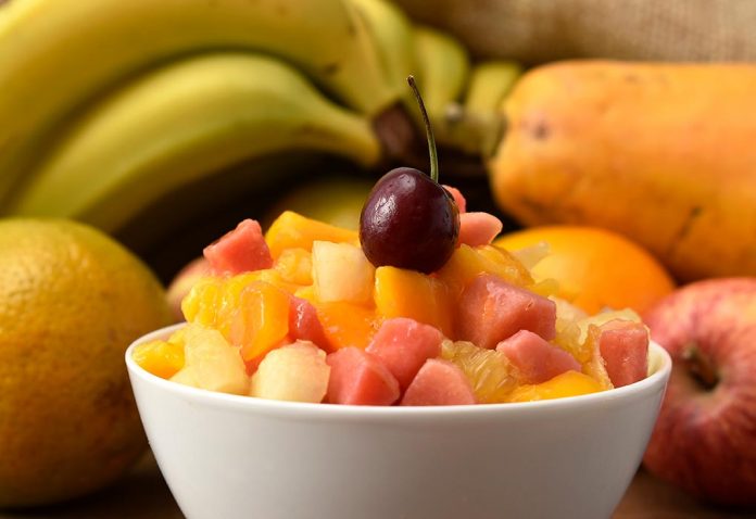 Papaya and Apple Chaat Recipe Papaya and Apple Chaat Recipe