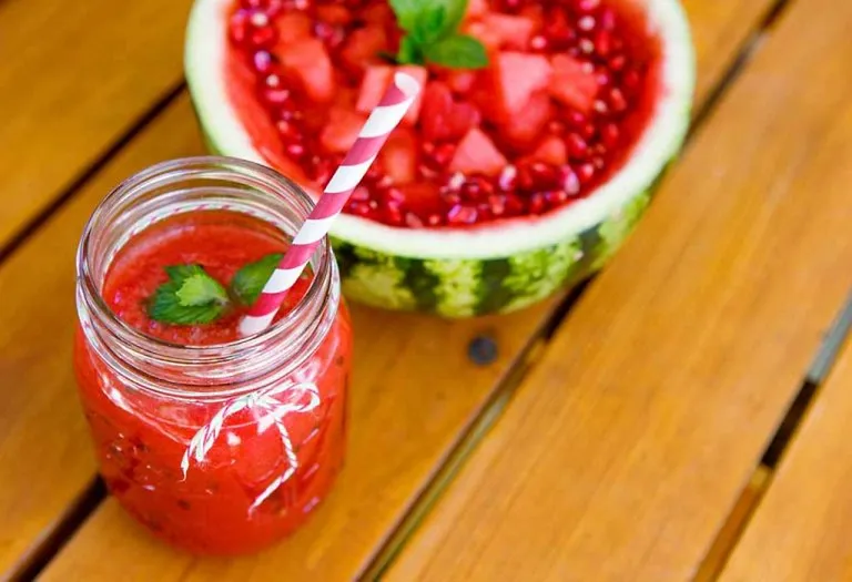 Pomegranate and Watermelon Juice Recipe