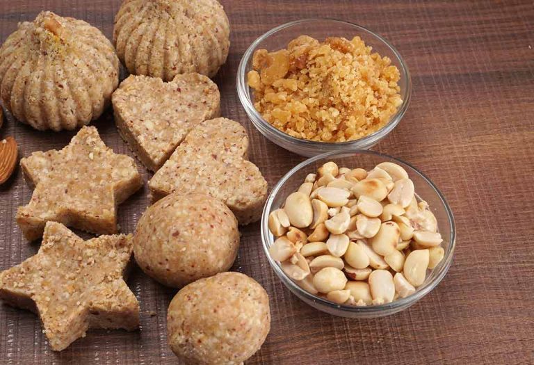 Groundnut Laddoo Made With Jaggery And Milk Recipe
